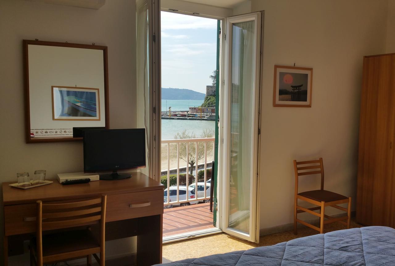 Albergo Nettuno Lerici Buitenkant foto